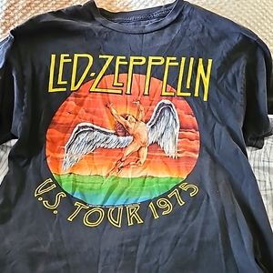 Led Zepplin tshirt